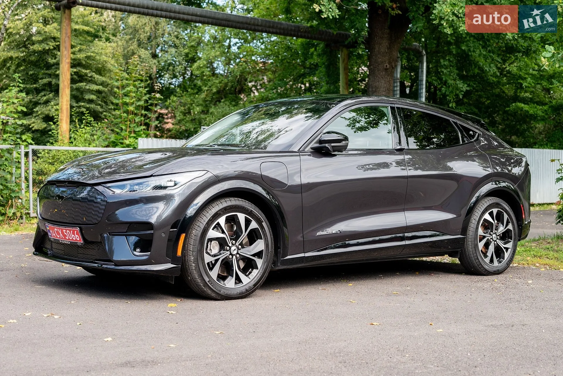 2022 Ford Mustang Mach-E - мініатюра 4