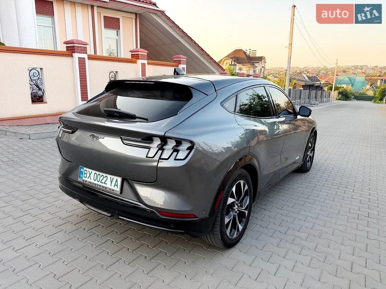2020 Ford Mustang Mach-E - мініатюра 8