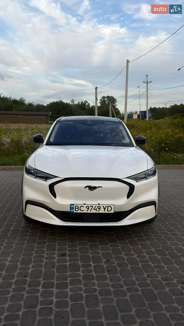2022 Ford Mustang Mach-E - мініатюра 13