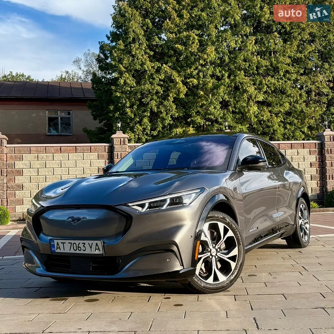 2020 Ford Mustang Mach-E - мініатюра 3