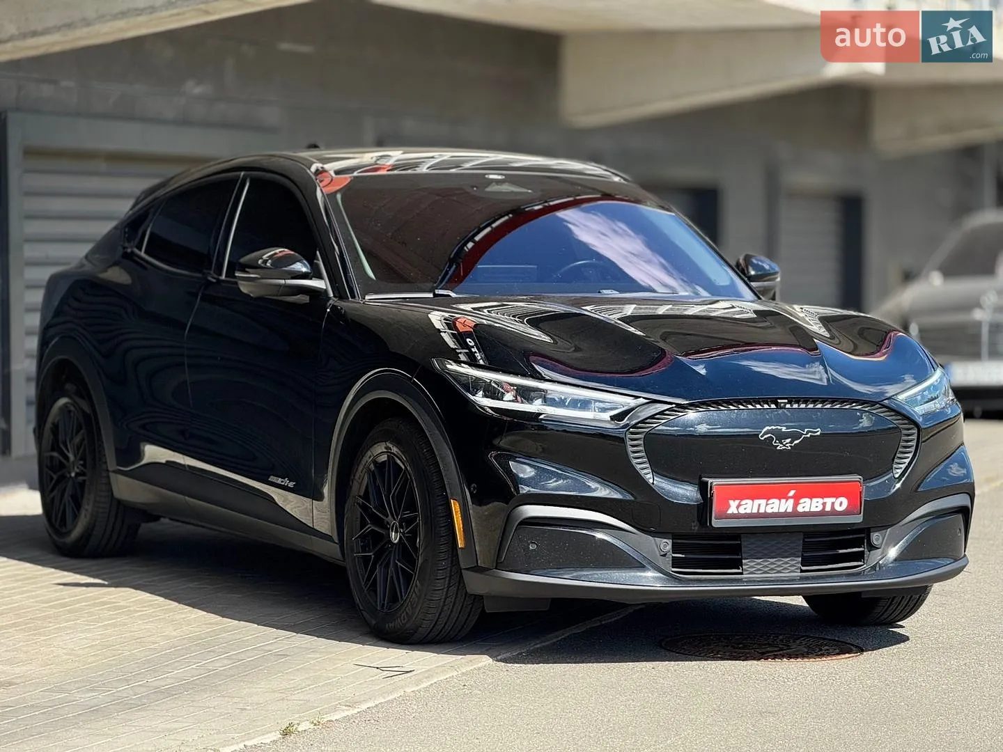 2021 Ford Mustang Mach-E - мініатюра 3