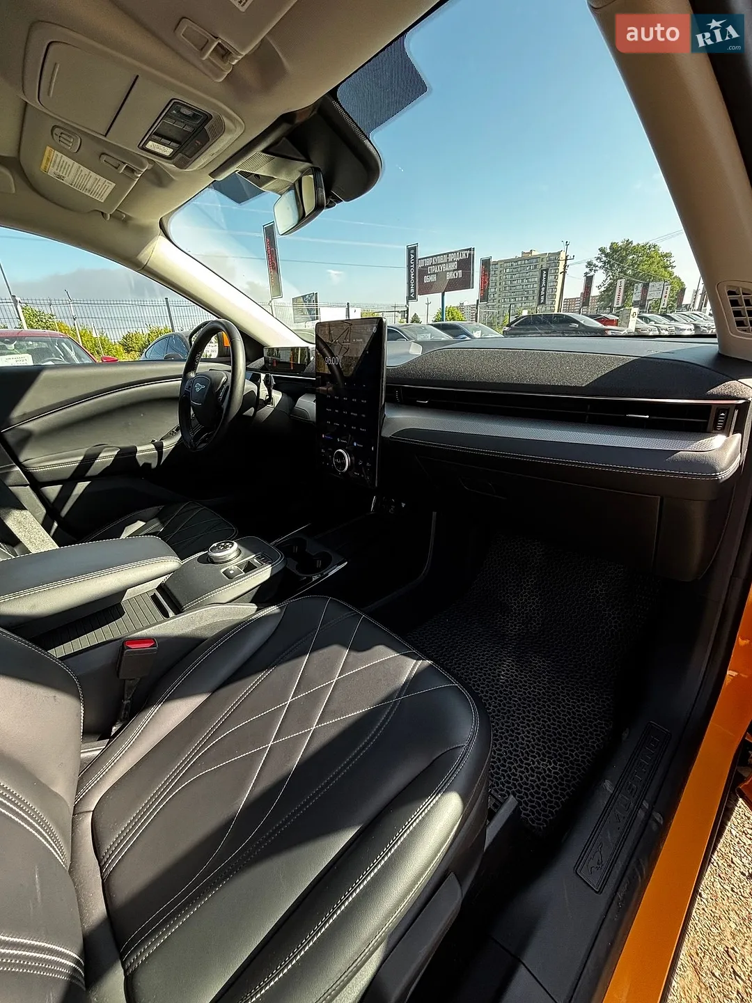2022 Ford Mustang Mach-E - мініатюра 21