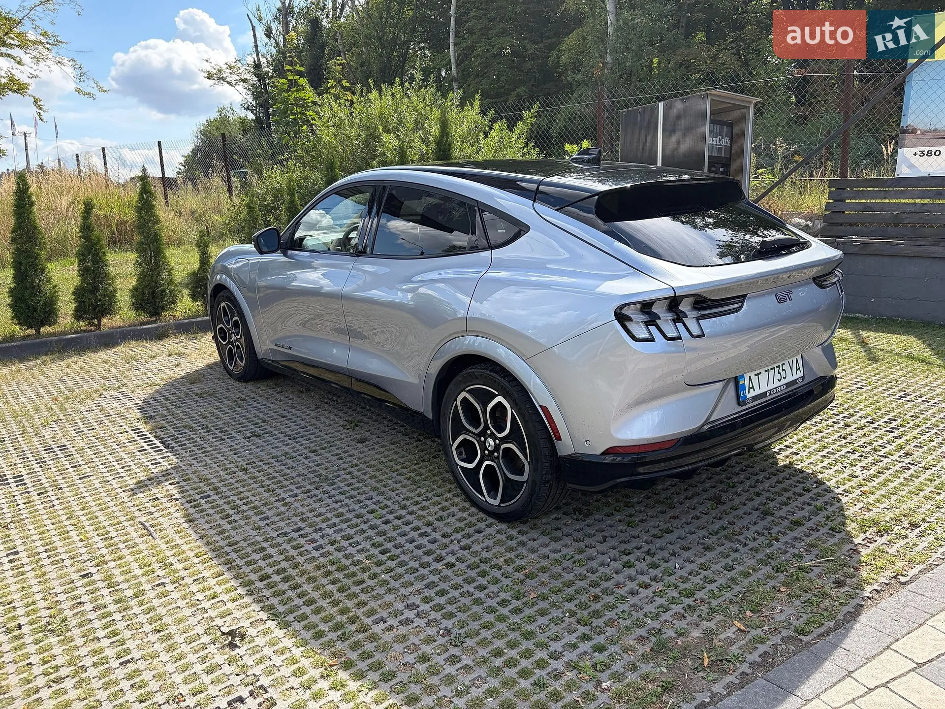 2022 Ford Mustang Mach-E - мініатюра 3