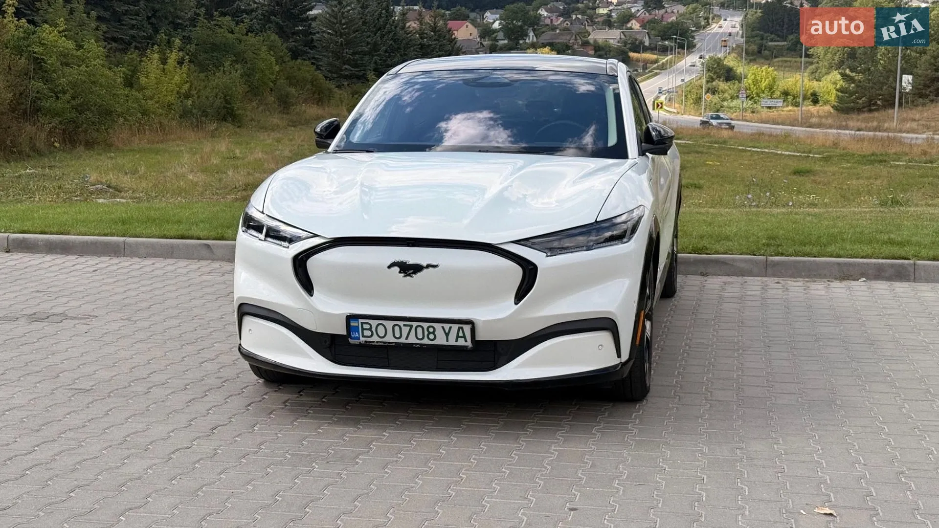 2021 Ford Mustang Mach-E - мініатюра 2