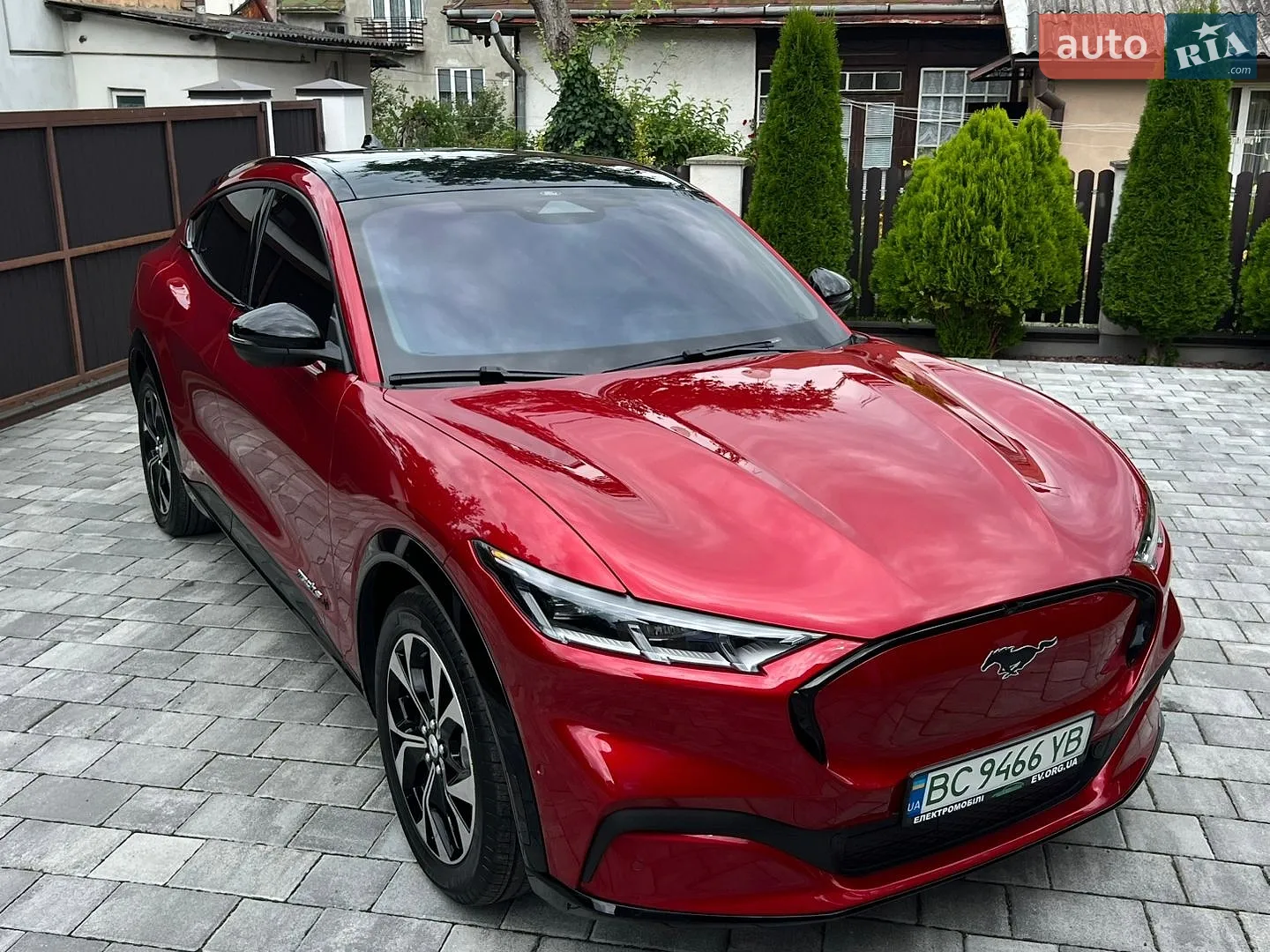 2023 Ford Mustang Mach-E - мініатюра 2