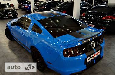 Купе Ford Mustang 2013 в 