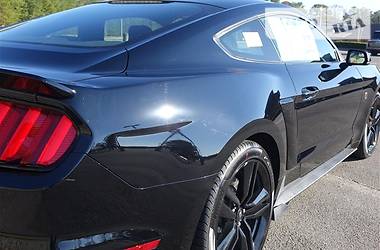 Купе Ford Mustang 2018 в 