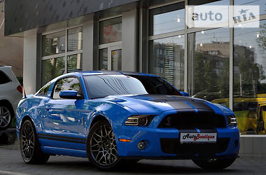 Купе Ford Mustang 2013 в 