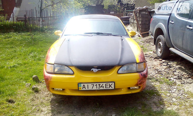 Купе Ford Mustang 1995 в Бориславі