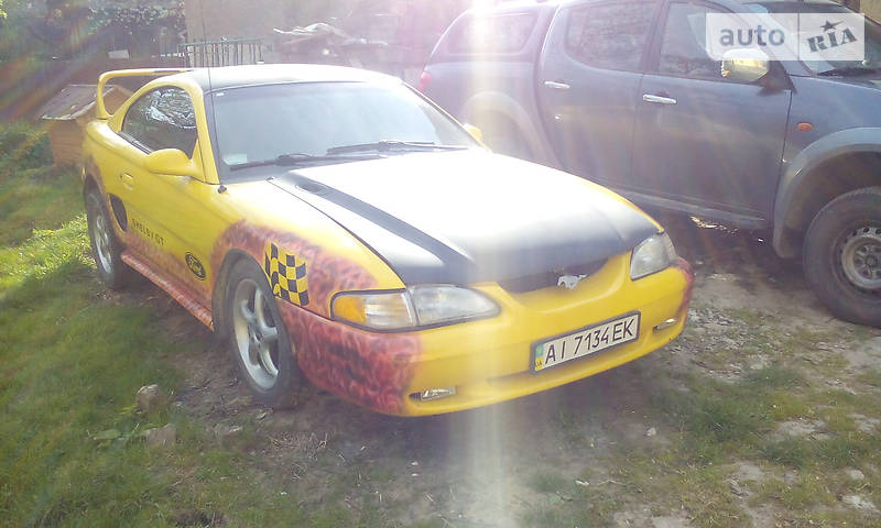 Купе Ford Mustang 1995 в Бориславі