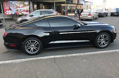 Купе Ford Mustang 2016 в Киеве