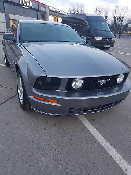 Купе Ford Mustang 2006 в Львове