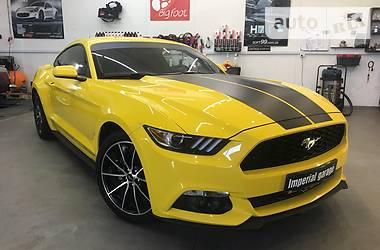 Купе Ford Mustang 2015 в Львове