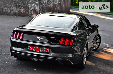 Купе Ford Mustang 2015 в Житомире