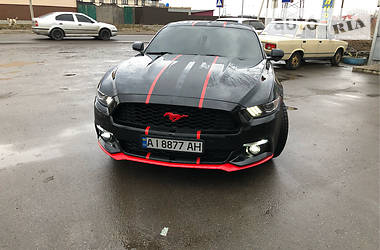 Купе Ford Mustang 2015 в Киеве