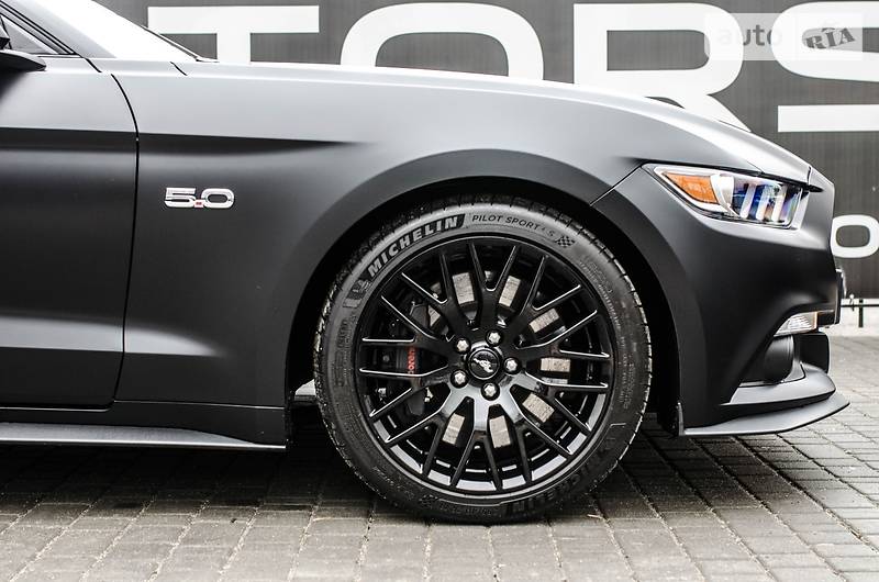 Купе Ford Mustang 2017 в Киеве