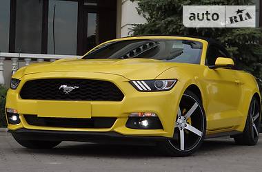 Кабриолет Ford Mustang 2017 в Киеве