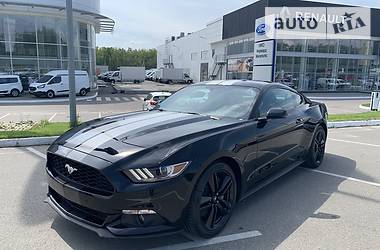 Купе Ford Mustang 2017 в Киеве