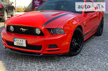 Купе Ford Mustang 2012 в Харкові