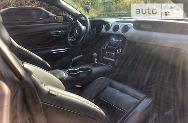 Купе Ford Mustang 2015 в 