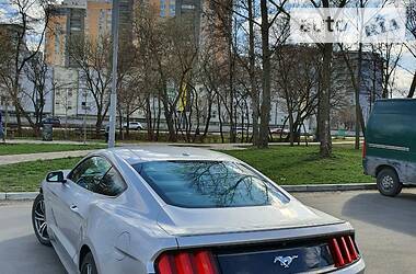 Купе Ford Mustang 2016 в 