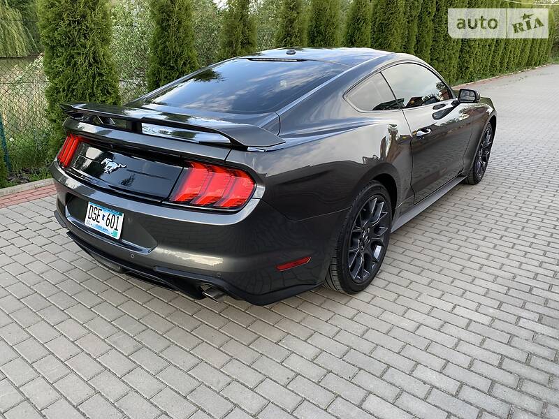Купе Ford Mustang 2018 в Рівному
