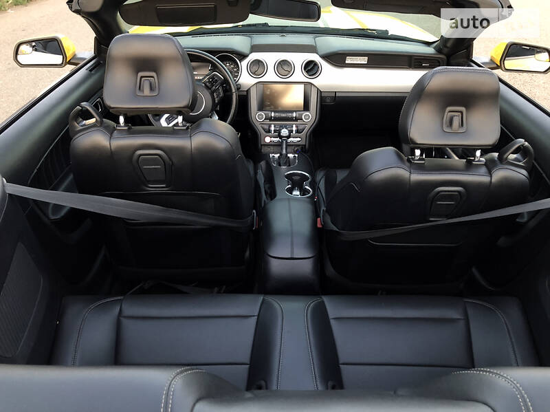 Кабриолет Ford Mustang 2015 в Одессе