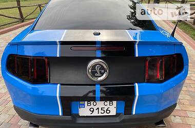 Купе Ford Mustang 2012 в Миргороде