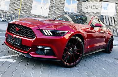 Купе Ford Mustang 2015 в Киеве