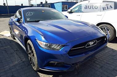 Купе Ford Mustang 2015 в Днепре