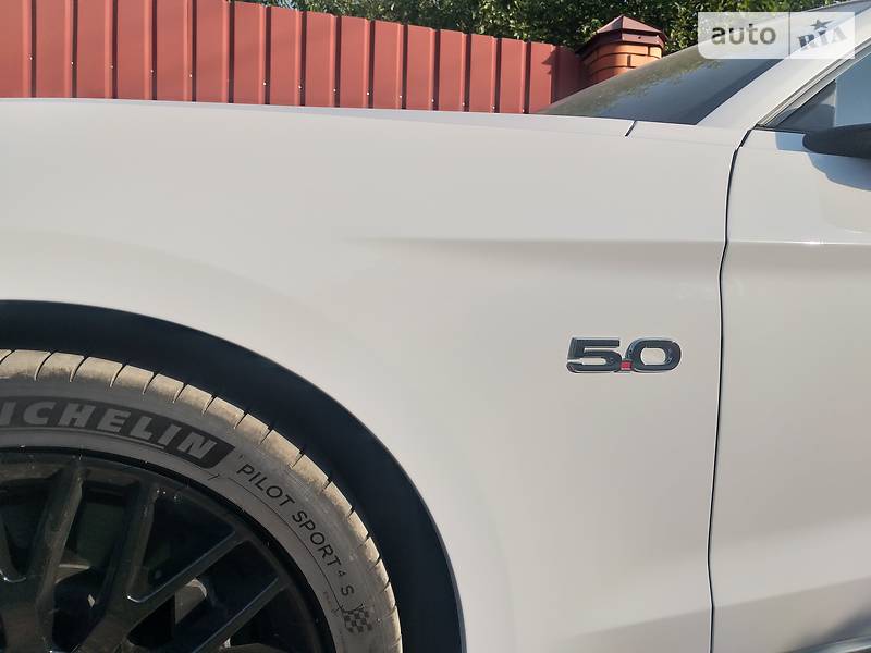 Купе Ford Mustang 2019 в Киеве