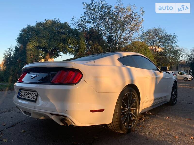 Купе Ford Mustang 2016 в Львове фото 8 Купе Ford Mustang 2016 в Львове