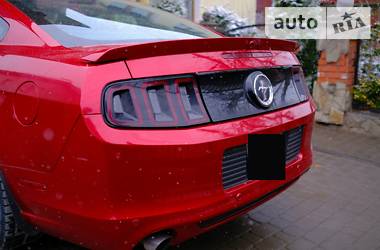 Купе Ford Mustang 2012 в Львове