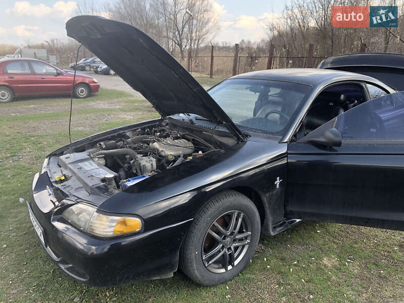 Купе Ford Mustang 1996 в Полтаві