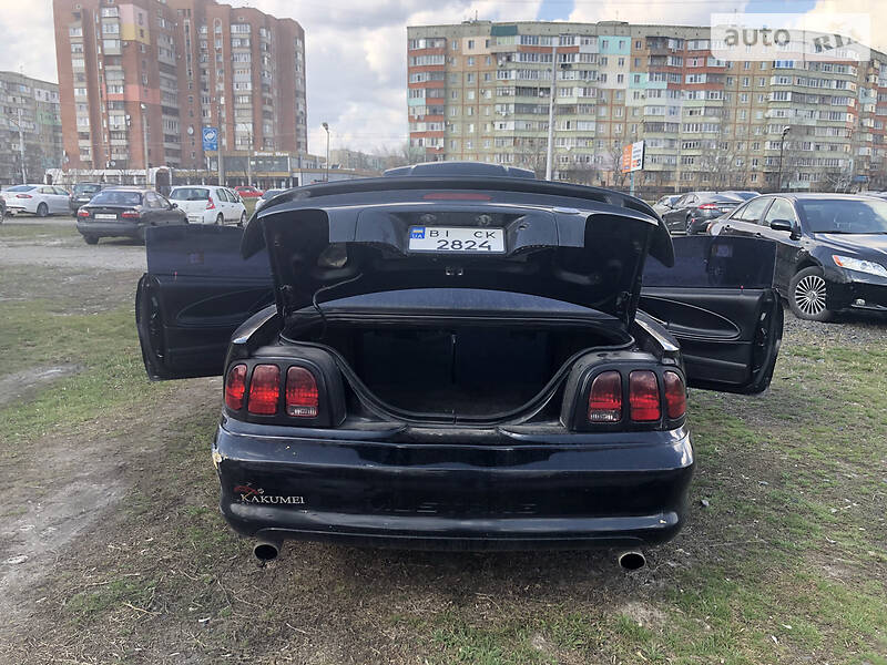 Купе Ford Mustang 1996 в Полтаве