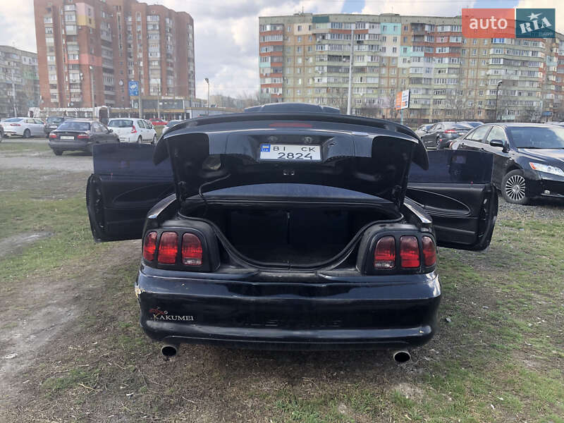 Купе Ford Mustang 1996 в Полтаві