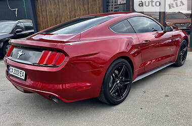 Купе Ford Mustang 2016 в Киеве