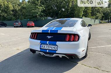 Купе Ford Mustang 2016 в Харькове