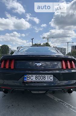 Купе Ford Mustang 2017 в Львові