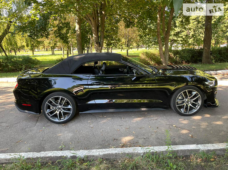 Кабріолет Ford Mustang 2015 в Кропивницькому