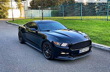 Седан Ford Mustang 2015 в Чернігові