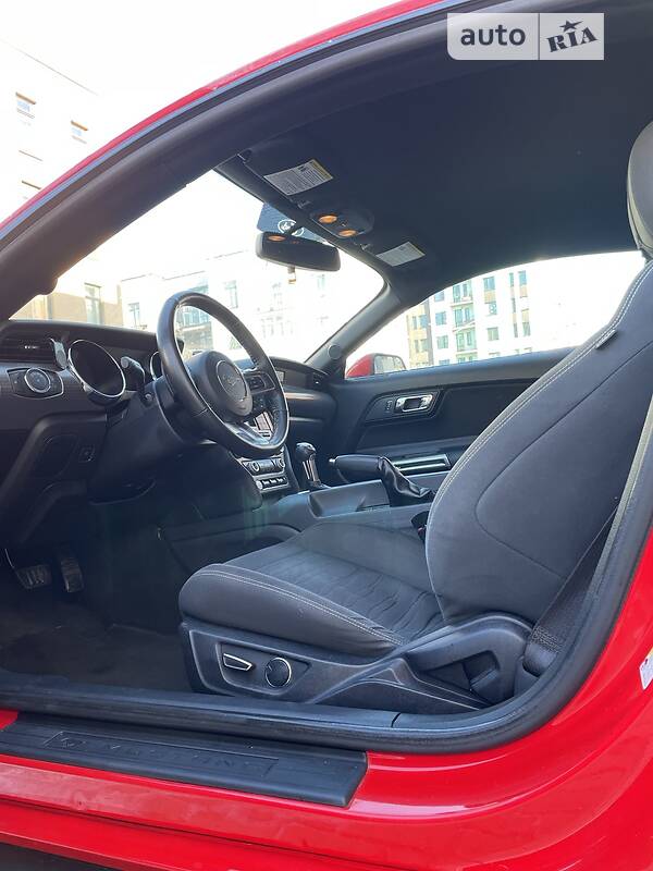 Седан Ford Mustang 2015 в Киеве фото 15 Седан Ford Mustang 2015 в Киеве