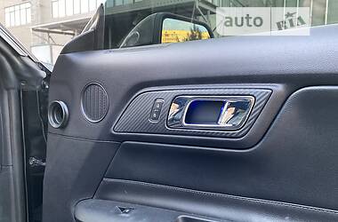 Купе Ford Mustang 2014 в 