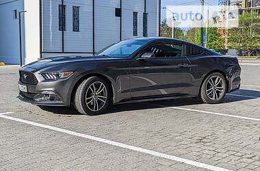 Купе Ford Mustang 2015 в Львове