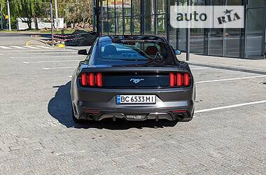 Купе Ford Mustang 2015 в Львове