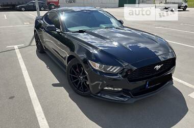 Купе Ford Mustang 2016 в Києві