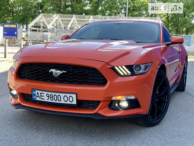 Купе Ford Mustang 2016 в Днепре