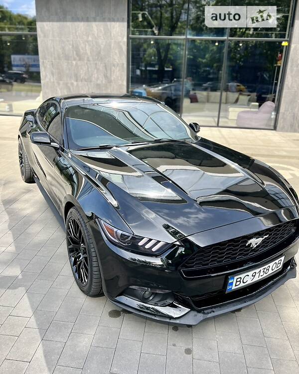 Купе Ford Mustang 2015 в Ужгороді