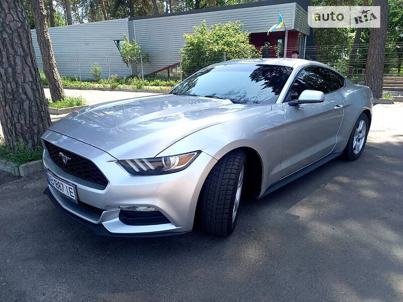 Купе Ford Mustang 2017 в Калинівці