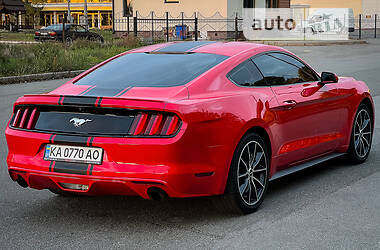 Купе Ford Mustang 2016 в 